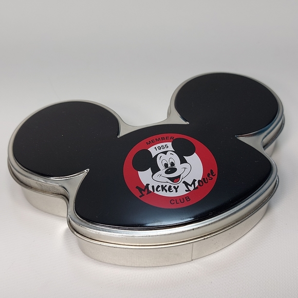 Disney Mickey Mouse Club Member 1955 Watch in Tin & Box - Picture 6 of 7
